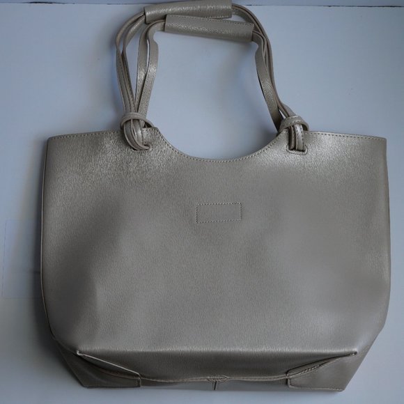 Neiman Marcus Shoulder Bag Silver - Picture 6 of 10